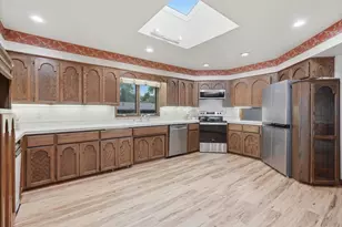 737 Carla Ln, Little Canada, MN 55109 - Photo 4