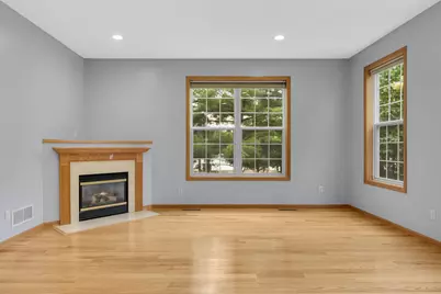 9771 Gable Drive, Eden Prairie, MN 55347 - Photo 6