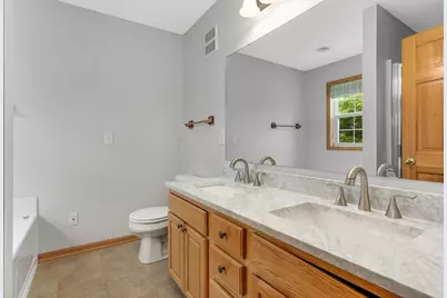 9771 Gable Drive, Eden Prairie, MN 55347 - Photo 22