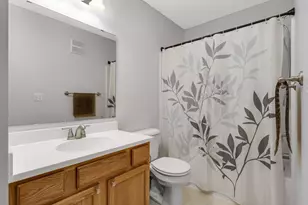9771 Gable Dr, Eden Prairie, MN 55347 - Photo 28