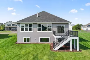 1587 Creekwood Dr, New Richmond, WI 54017 - Photo 8