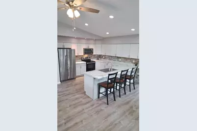 1596 Highwood Drive, La Crescent, MN 55947 - Photo 2