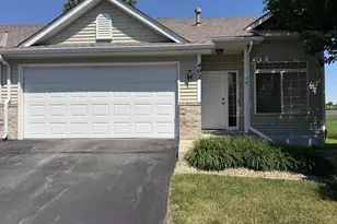 402 Creekside Dr, Buffalo, MN 55313 - Photo 1