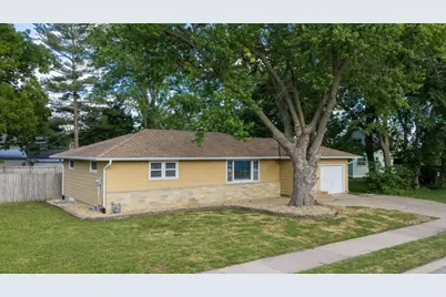 504 14th Street NW, Austin, MN 55912 - Photo 4