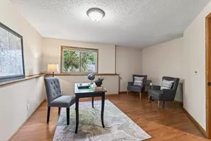 505 Zinnia Ln N, Plymouth, MN 55441 - Photo 26