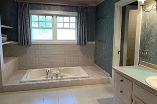 7017 Valley View Rd, Edina, MN 55439 - Photo 10
