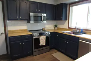 233 E Amber Lake Dr, Fairmont, MN 56031 - Photo 6