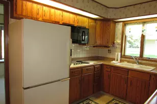 1522 Falcon Dr, Fairmont, MN 56031 - Photo 2