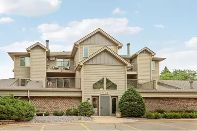 2150 Ridge Drive #14, Saint Louis Park, MN 55416 - Photo 2
