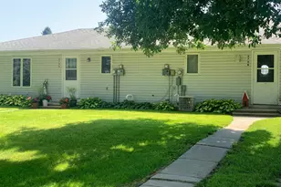 850 30th Ave NW, Willmar, MN 56201 - Photo 4