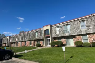 909 11th Ave S, Hopkins, MN 55343 - Photo 1