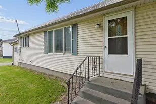 746 1st St, Glenwood City, WI 54013 - Photo 6