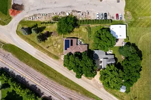 350 Thurman St, Wells, MN 56097 - Photo 2