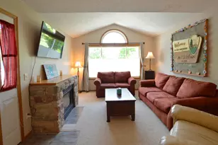 7285 Brittany Ln, Inver Grove Heights, MN 55076 - Photo 2
