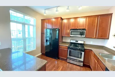 8136 Main Street N, Maple Grove, MN 55369 - Photo 4