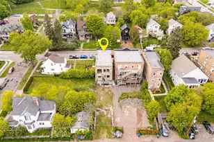 24 W 5th St, Duluth, MN 55806 - Photo 2