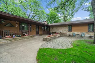 930 Woodland Cir, Long Prairie, MN 56347 - Photo 2