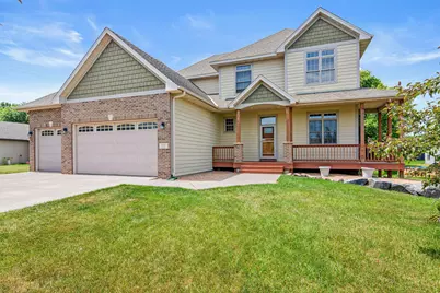 101 8th Avenue SE, Isanti, MN 55040 - Photo 1