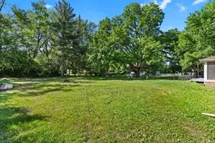 1985 Prosperity Rd, Maplewood, MN 55109 - Photo 6