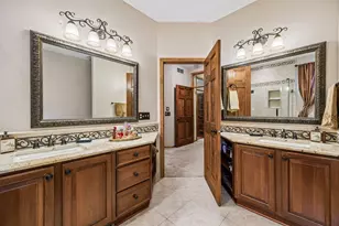 18464 Farmstead Cir, Eden Prairie, MN 55347 - Photo 26