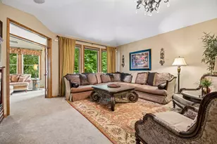 18464 Farmstead Cir, Eden Prairie, MN 55347 - Photo 10