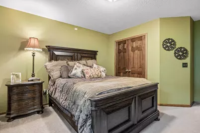18464 Farmstead Circle, Eden Prairie, MN 55347 - Photo 34