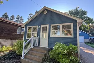 577 Glenbrook Ave N, Oakdale, MN 55128 - Photo 1