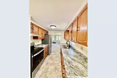 577 Glenbrook Avenue N, Oakdale, MN 55128 - Photo 1