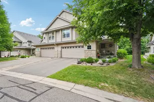 1026 St Johns Bay, Woodbury, MN 55129 - Photo 4