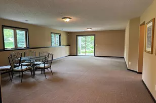 10788 Lyndale Bluffs Trail, Bloomington, MN 55420 - Photo 18