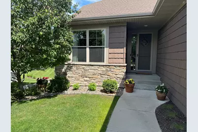 10788 Lyndale Bluffs Trail, Bloomington, MN 55420 - Photo 2