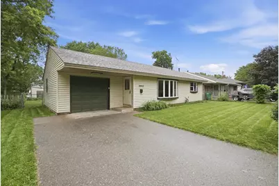 5943 Idaho Avenue N, Crystal, MN 55428 - Photo 4