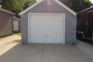 200 Kenzie St, Sherburn, MN 56171 - Photo 22