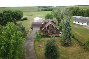 708 N Shore Dr, Battle Lake, MN 56515 - Photo 1