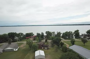 708 N Shore Dr, Battle Lake, MN 56515 - Photo 48