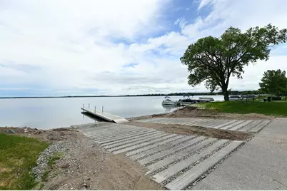 708 N Shore Drive, Battle Lake, MN 56515 - Photo 54