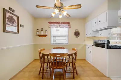 213 7th Avenue NE, Waseca, MN 56093 - Photo 8