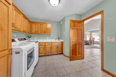 10408 Eagle Pointe Trail, Woodbury, MN 55129 - Photo 26