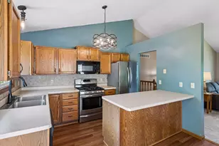 309 Wildhurst Rd, Waconia, MN 55387 - Photo 18