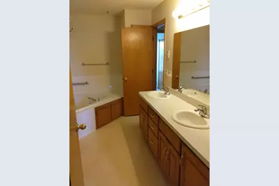 1063 Juniper Court, Shakopee, MN 55379 - Photo 18