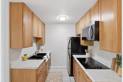 2616 Harriet Avenue #204, Minneapolis, MN 55408 - Photo 2