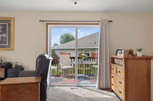 38272 Explorer Cir, North Branch, MN 55056 - Photo 12