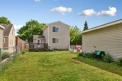 910 8th Avenue SW, Austin, MN 55912 - Photo 2