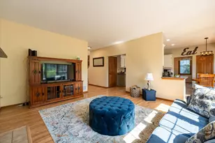 12640 Edinborough Cir, Apple Valley, MN 55124 - Photo 38