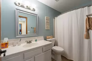 12640 Edinborough Cir, Apple Valley, MN 55124 - Photo 54