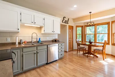 12640 Edinborough Circle, Apple Valley, MN 55124 - Photo 34