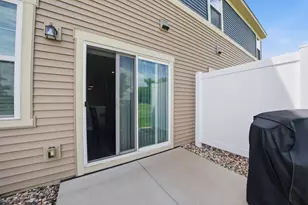 22884 Hazel Ln, Rogers, MN 55374 - Photo 32