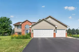 13745 Wellstead Dr, Rogers, MN 55374 - Photo 6