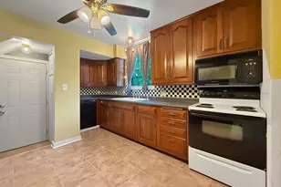 419 Webster St, Fairmont, MN 56031 - Photo 14