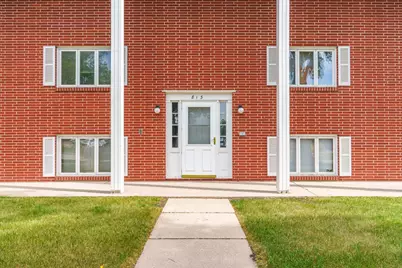 813 6th Avenue N #B7, Fargo, ND 58102 - Photo 2
